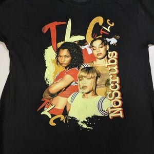 TLC No Scrubs Tee Size Large.  BOLD GRAPHICS.